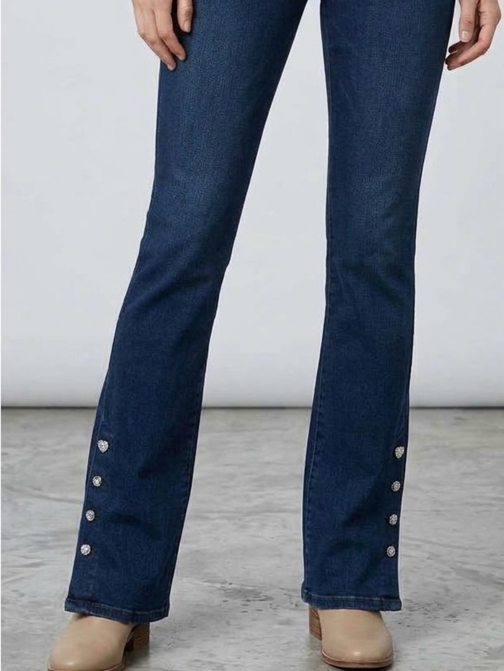 Charlie B Size 8 Embellished Button & Gem Hi-Low Hem Jeans (Hemmed 25" Inseam)